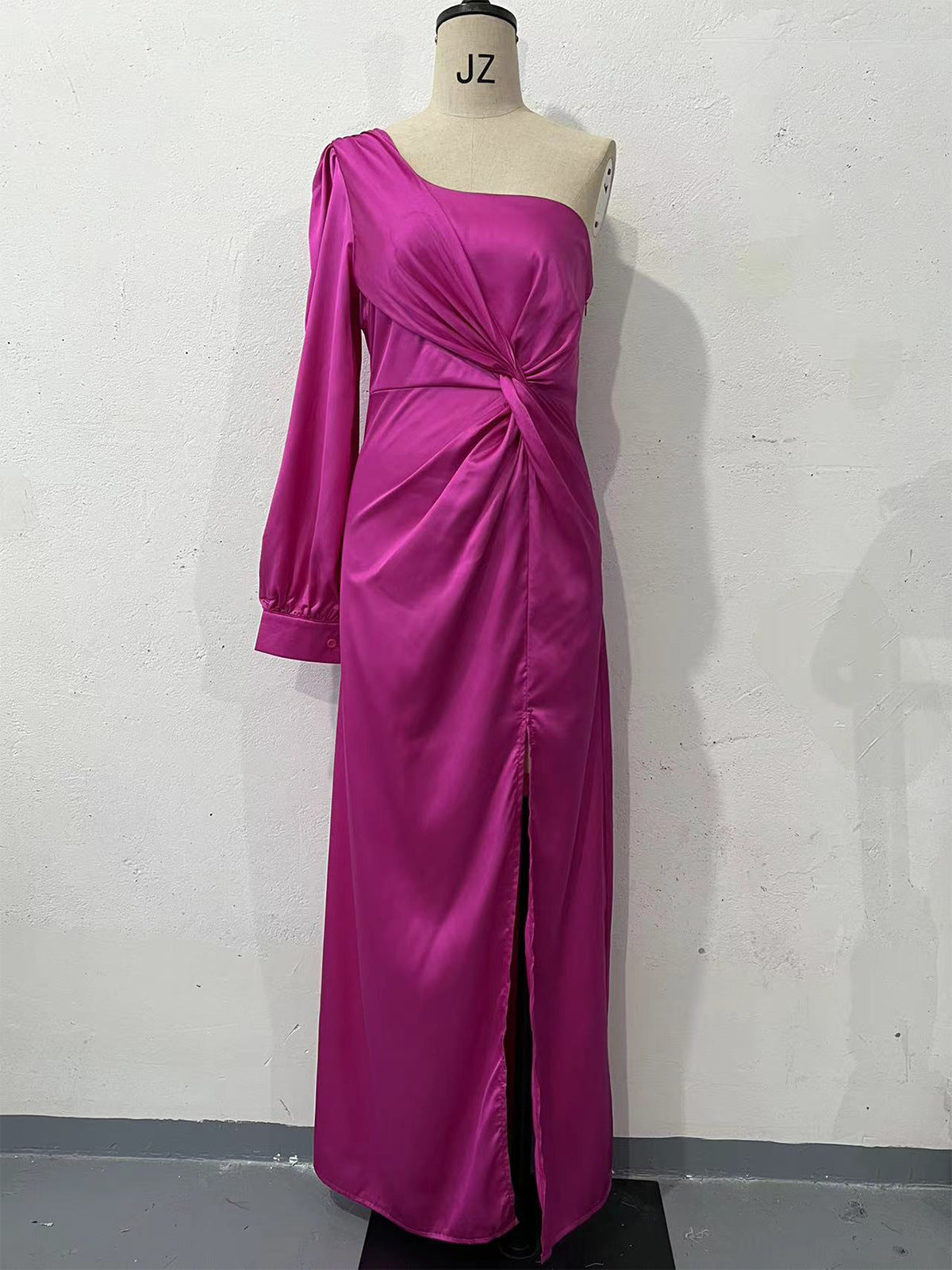 Women's One-shoulder Split Dress Ins Fashion Long-sleeved Slim Long Dresses Party Evening Women's Garments Apparel / Clothing