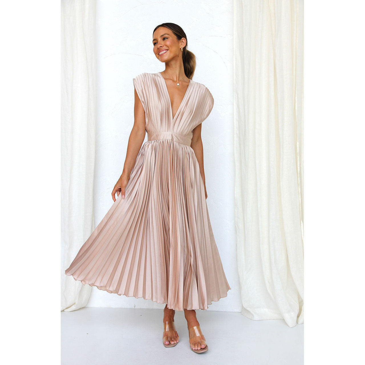 Summer V-neck Pleated Dress INS Fashion Casual Loose Zip Sleeveless Dresses For Women's Garments Apparel / Clothing