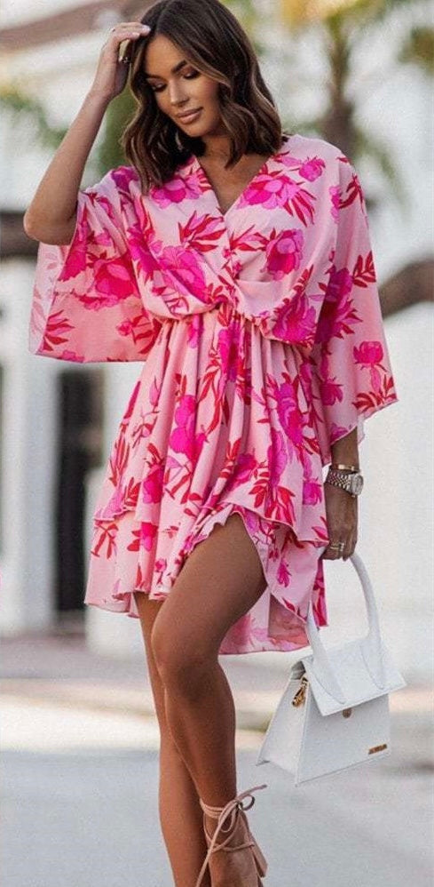 Fashion Print V-Neck Doll Sleeve Loose Cake Dress Women's Garments Apparel / Clothing