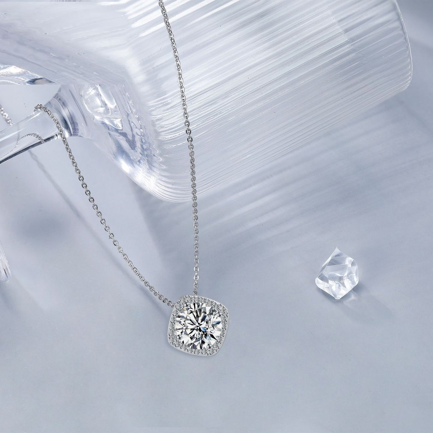 Best Seller In Europe And America Jewelry Bright Heart Square Model Necklace Jewelry/Accessories