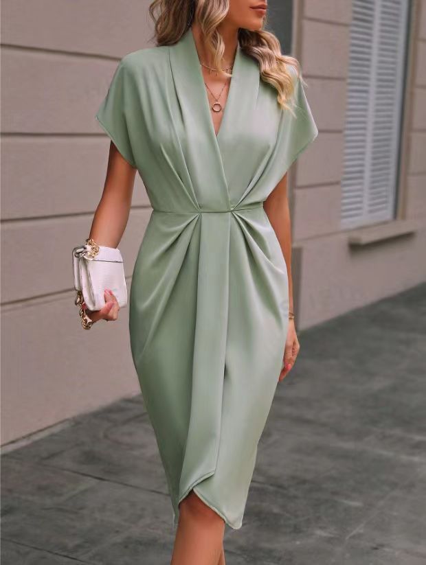 Summer Batwing Sleeve Dress Fashion V-neck Short Sleeve Pleated Dresses Women's Garments Apparel / Clothing