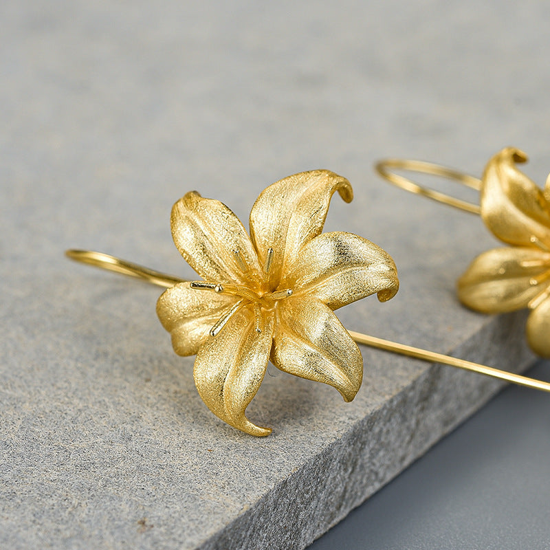 Female lily sterling silver S925 earrings Jewelry/Accessories