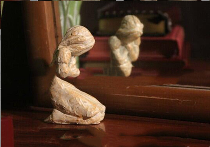 Wood Like Home Decoration Resin Ornaments