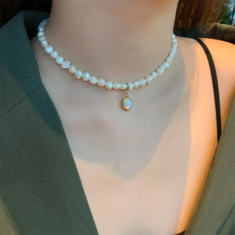 Cold Wind Moon Stone Pendant Temperament Clavicle Chain Jewelry & Accessories