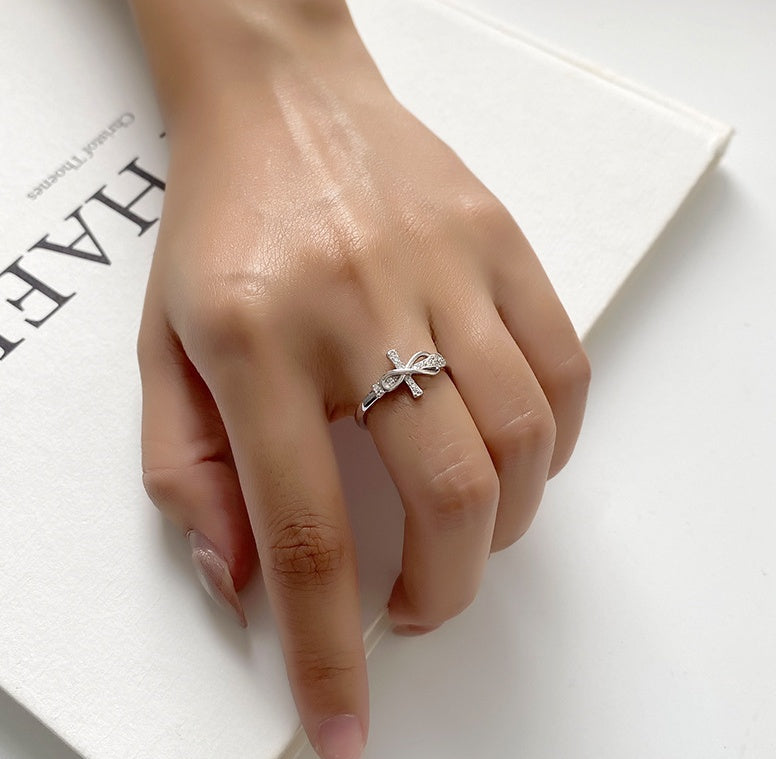 Simple Color Matching Copper Ring Fashion Cross Evil Rings For Women Girl Finger Accessories Party Jewelry Gift Exquisite Rings /Jewelry & Accessories