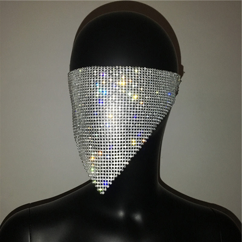 Masque de bijoux en métal explosif
