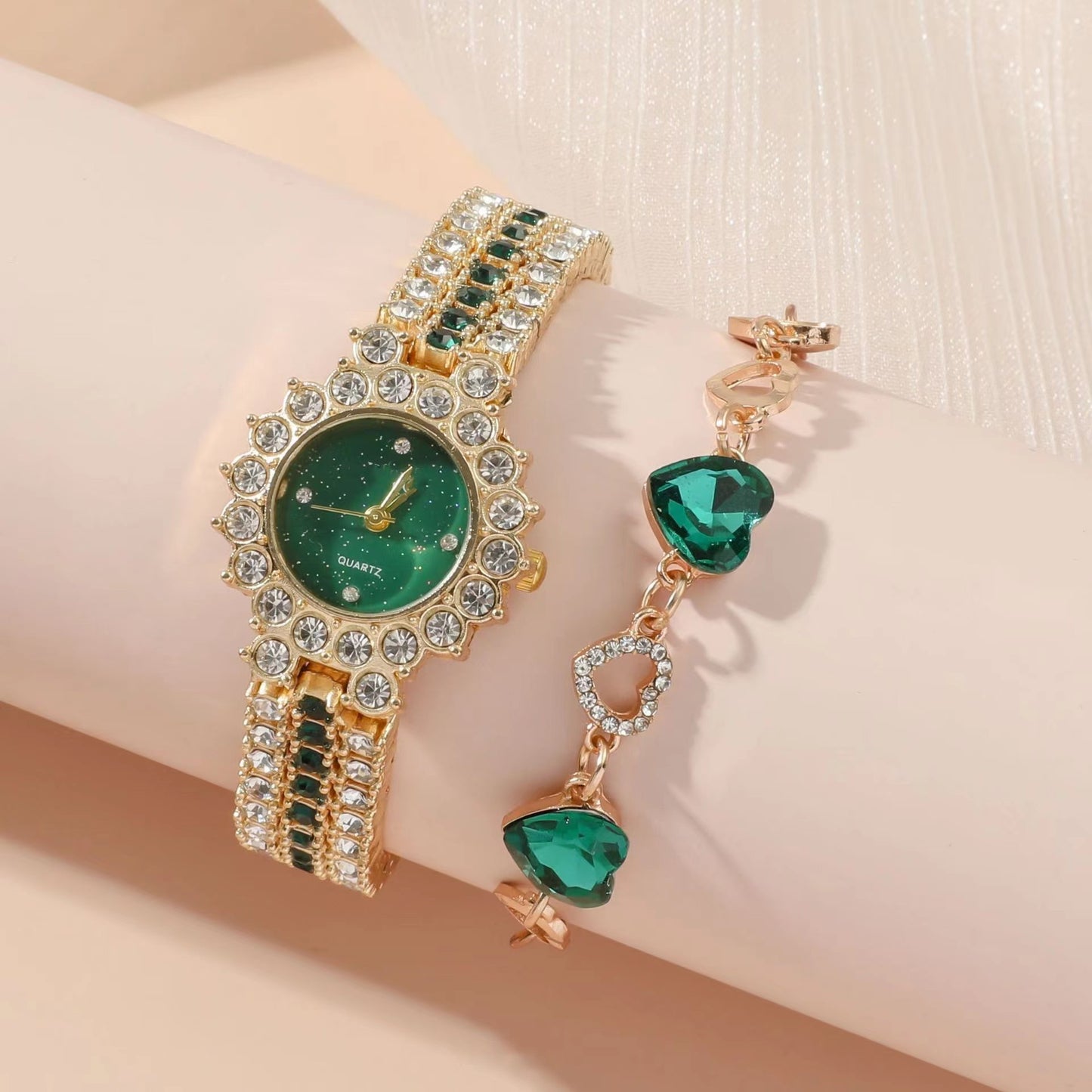 Popular Small Green Watch Women's Steel Belt Quartz Watch Ring Gift Set Boxed Five-piece Set Jewelry/Accessories