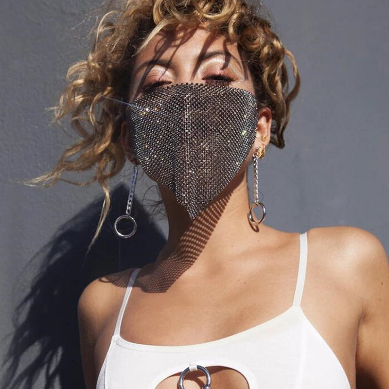 Masque de bijoux en métal explosif