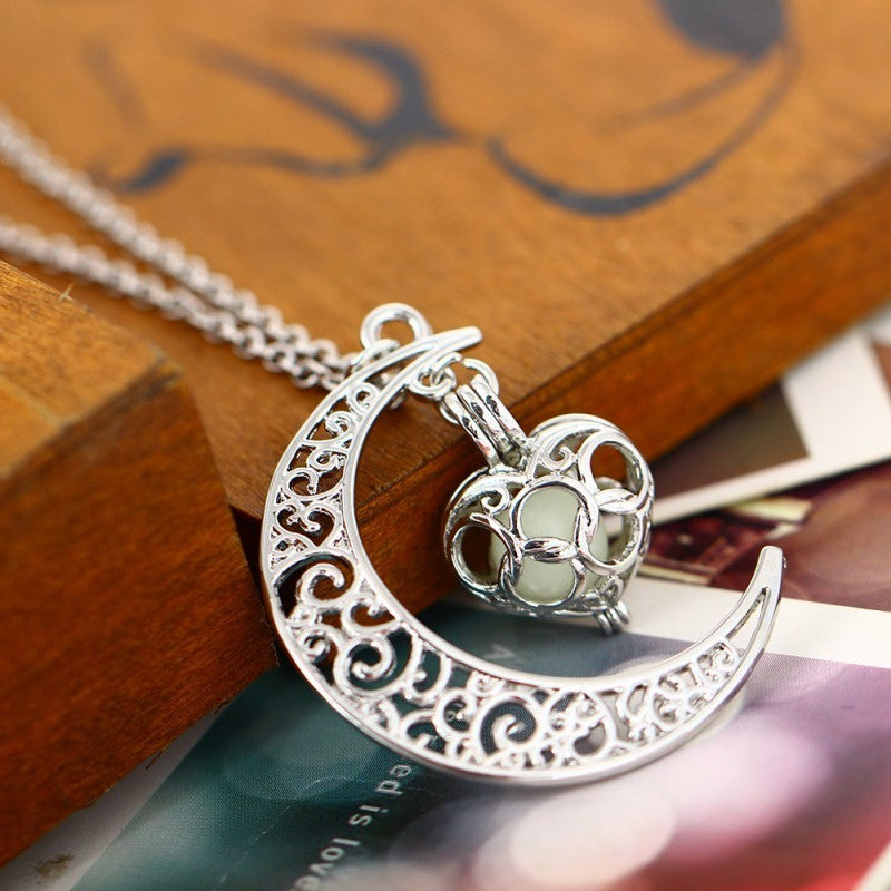 Glowing Pendant Necklaces Silver Plated Chain Necklaces Jewelry & Accessories