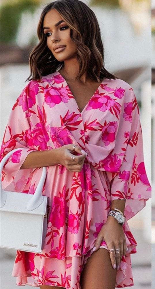 Fashion Print V-Neck Doll Sleeve Loose Cake Dress Women's Garments Apparel / Clothing