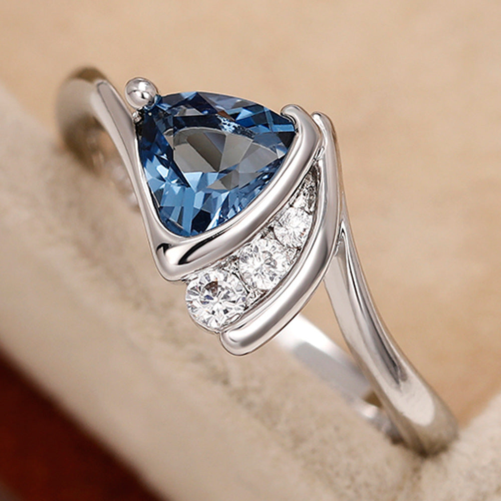 Geometric Design Copper Inlaid Zircon Women's Fashion Personality Affordable Luxury Silver Ring Jewelry/Accessories