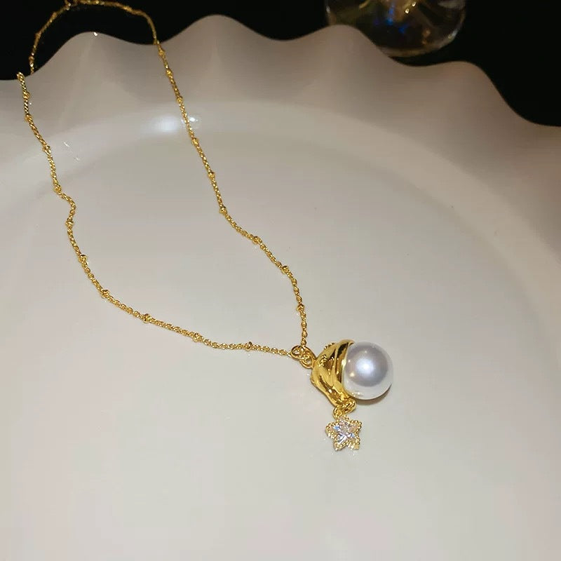 Romantic Pearl Christmas Hat XINGX Necklace Special-interest Design Exquisite Retro Affordable Luxury Clavicle Chain Jewelry/Accessories