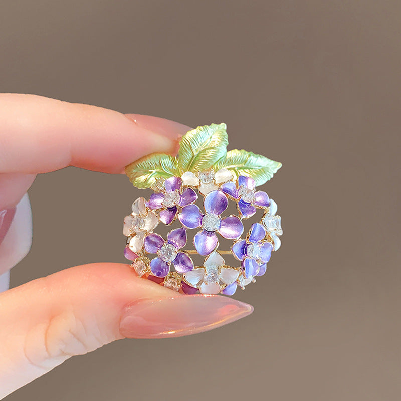 Fashion Purple Hydrangea Brooch Female High Sense
