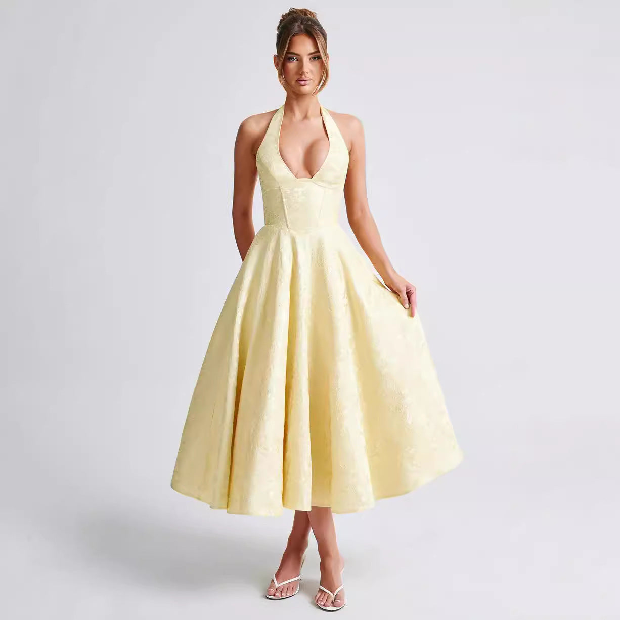 V-neck Halter Sleeveless Jacquard Lace-up Waist Vacation Style Long Senior Dress Women's Garments Apparel / Clothing