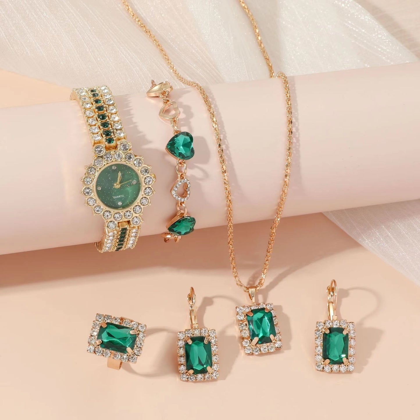 Popular Small Green Watch Women's Steel Belt Quartz Watch Ring Gift Set Boxed Five-piece Set Jewelry/Accessories
