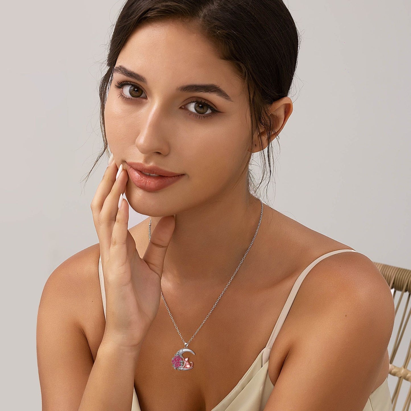 Cute Fashion Moon Cat Rose Pendant Necklace For Women Jewelry/Accessories