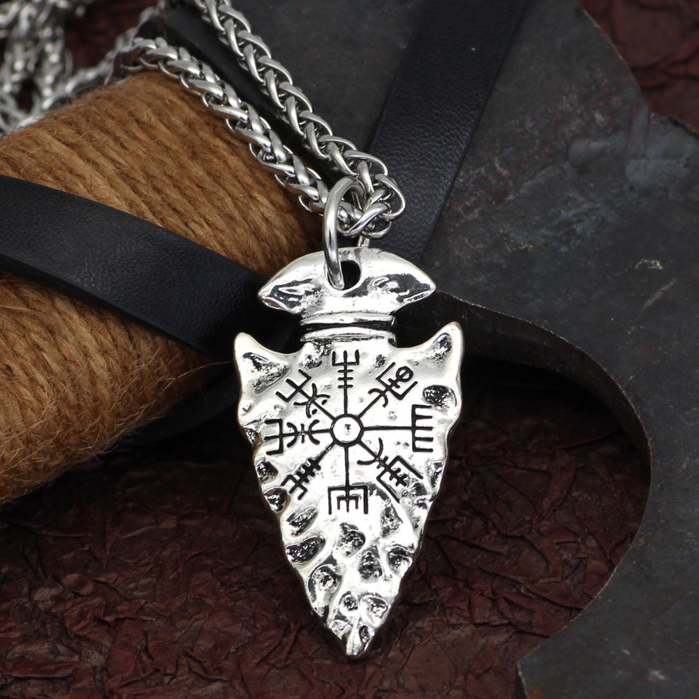Fashion Simple Alloy Compass Pendant Necklace Jewelry/Accessories
