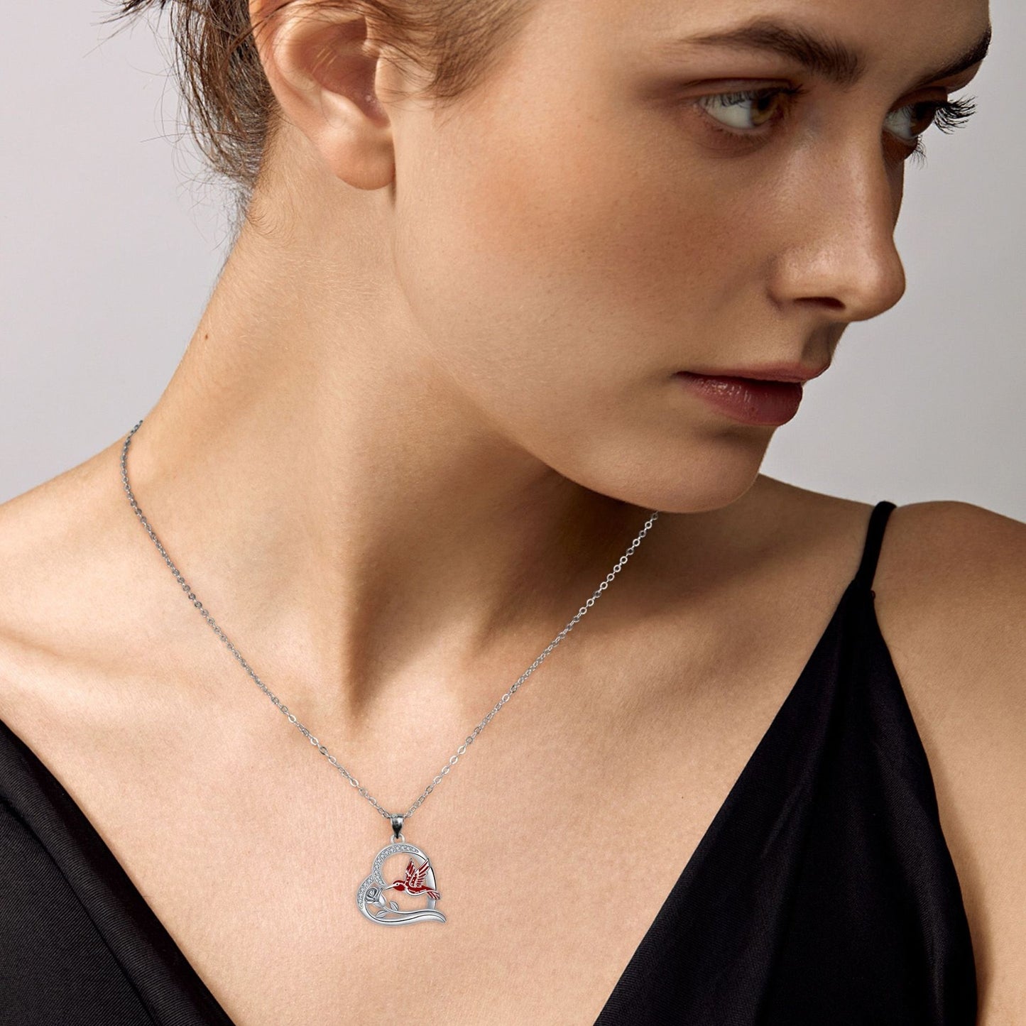 New Heart-shaped Rose Hummingbird Necklace Female Natural Style Design Jewelry/Accessories