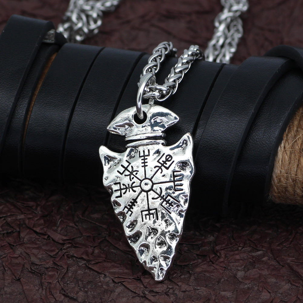 Fashion Simple Alloy Compass Pendant Necklace Jewelry/Accessories