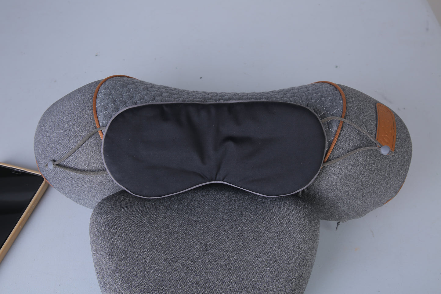 1 Set 3 In 1 Neck Massager Pillow With Vibration Heating Airbag Stretching Memory Foam Fillings Ergonomic Massager With Portable Storage Bag Eye Mask Home Essentials