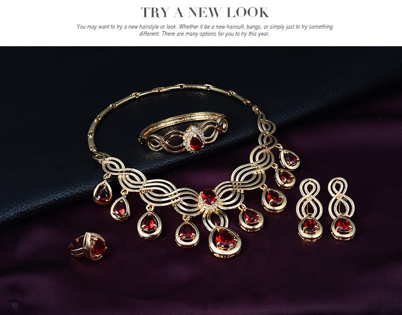 Ensemble de bijoux fantaisie, collier et boucles d'oreilles, bijoux en alliage