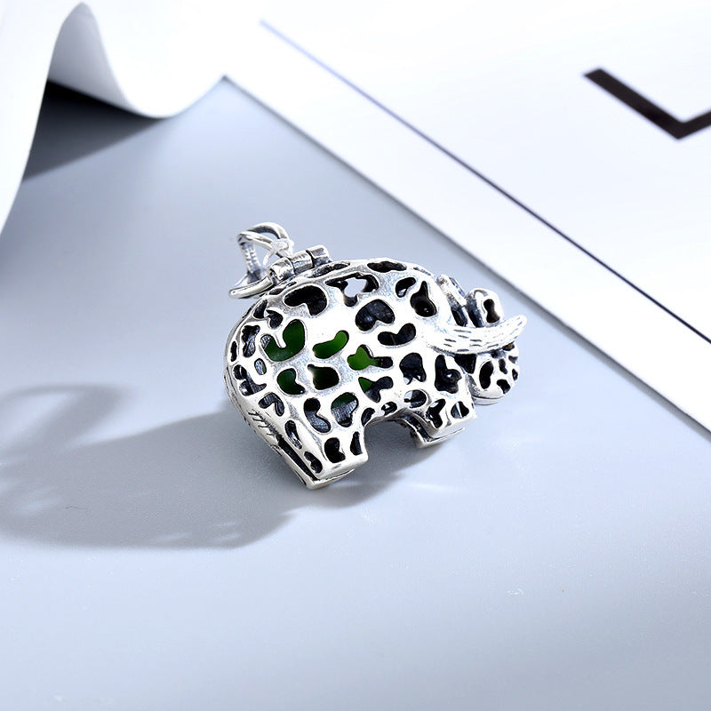 Retro Fashion And Personalized Elephant Pendant Jewelry & Accessories