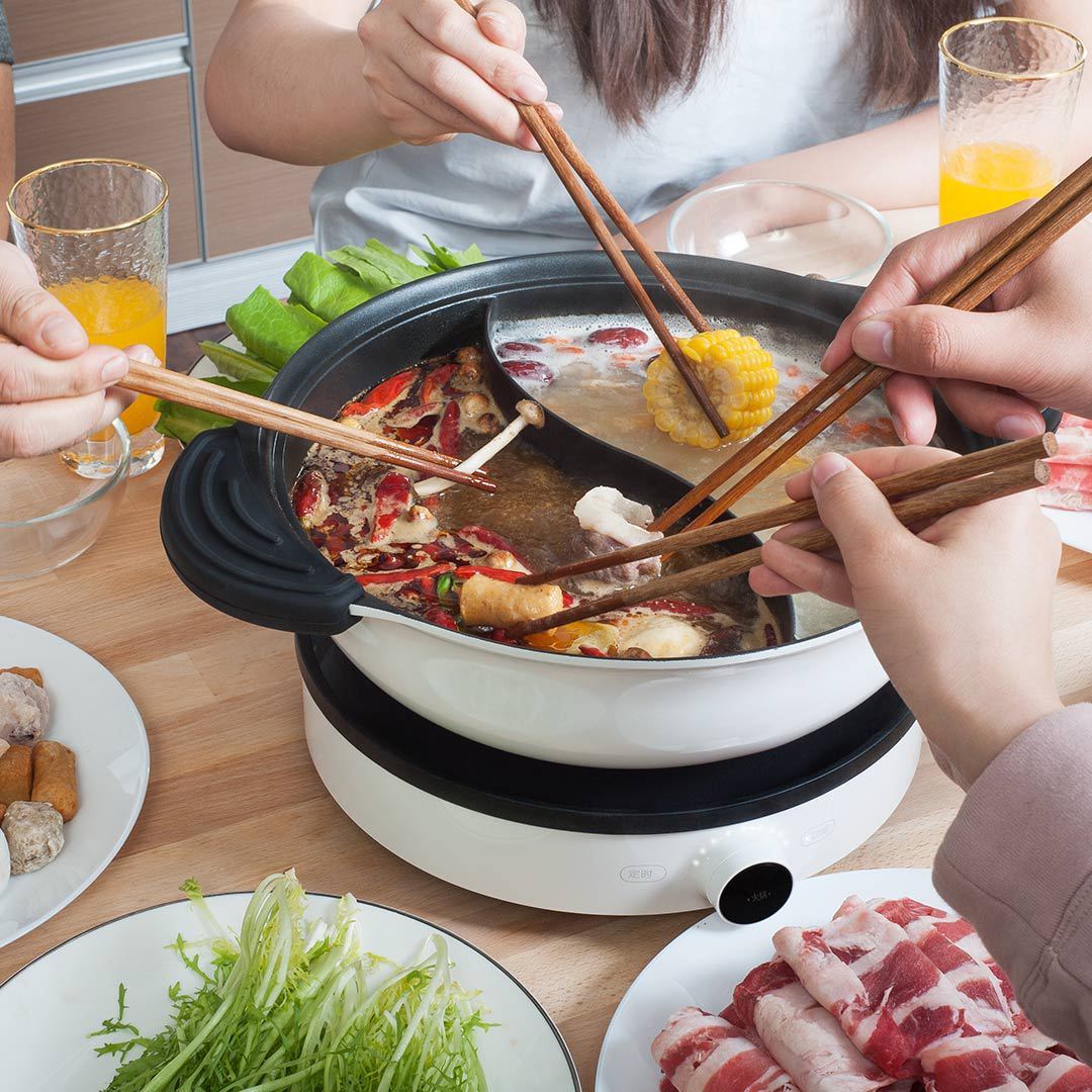 Integrated Casting Two-flavor Hot Pot Appliances Home Essentials
