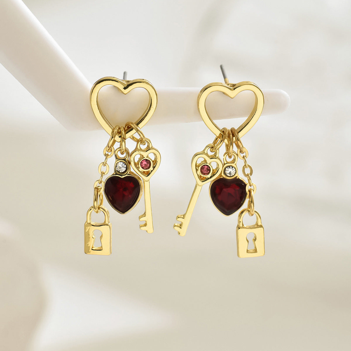 Valentine's Day Gift Luxury Love Earrings With Rhine Stone Lock Series Diamond Lock-shaped Special-interest Earrings For Women