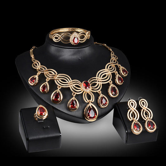 Ensemble de bijoux fantaisie, collier et boucles d'oreilles, bijoux en alliage