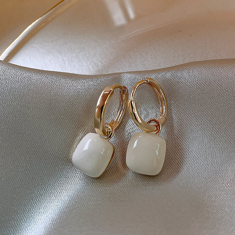 Niche Design Sense Premium Light Luxury Earrings Jewelry/Accessories