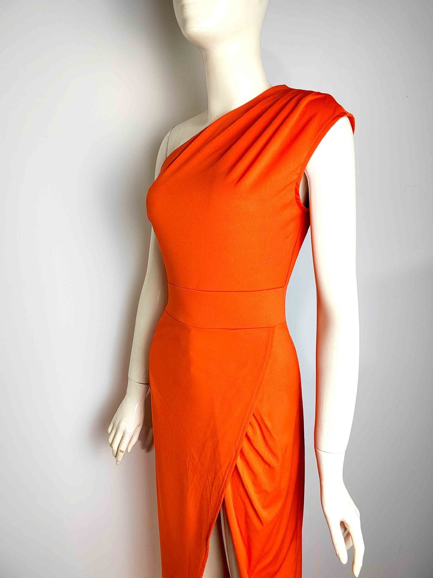Women's One-shoulder High Waist Front Slit Temperament Dress Women's Garments Apparel / Clothing