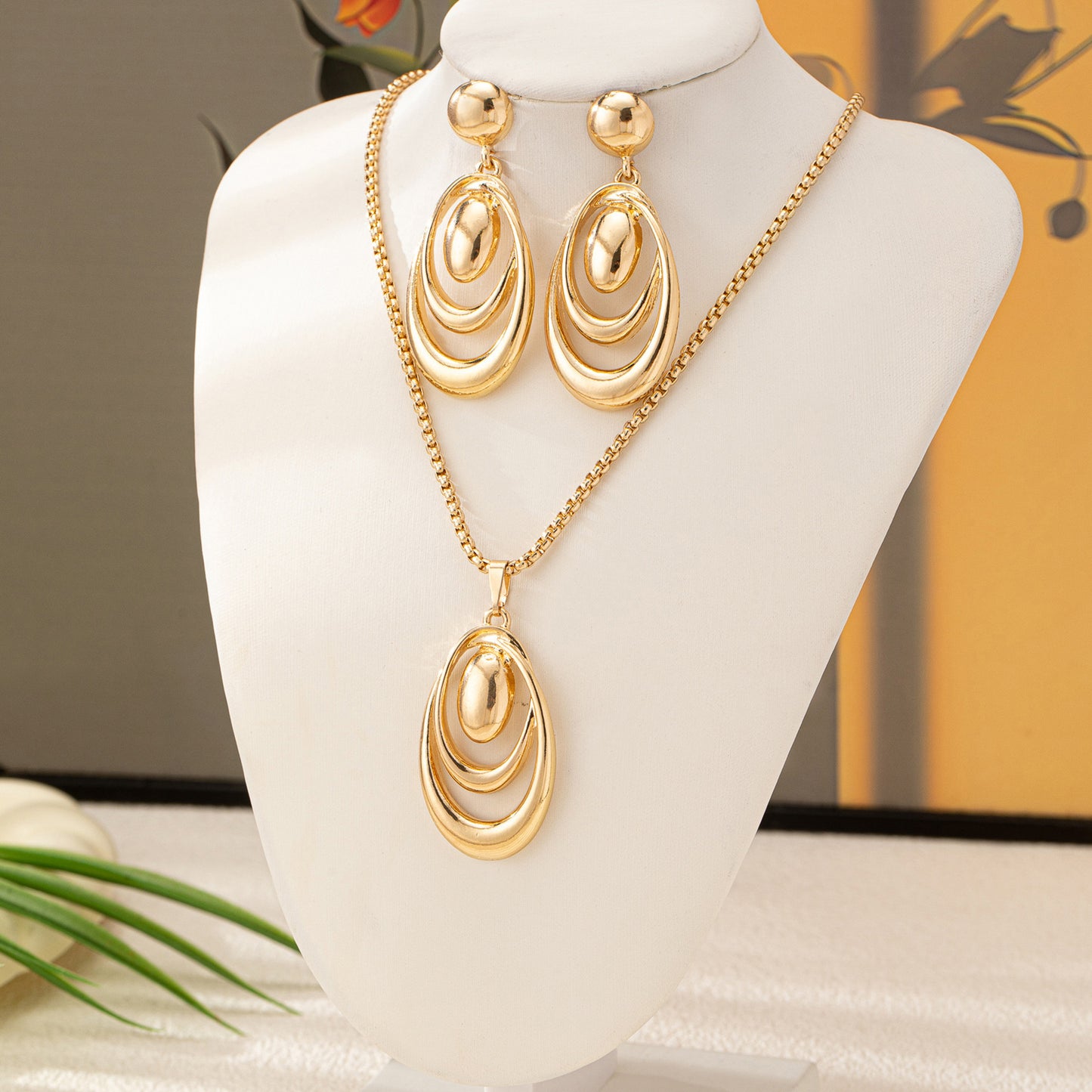 Fashion Creative Multi-ring Drop Shape Earrings Necklace Three-piece Set Jewelry & Accessories