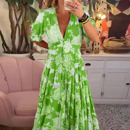 Printed Long And Wide Dress Women's Garments Apparel / Clothing