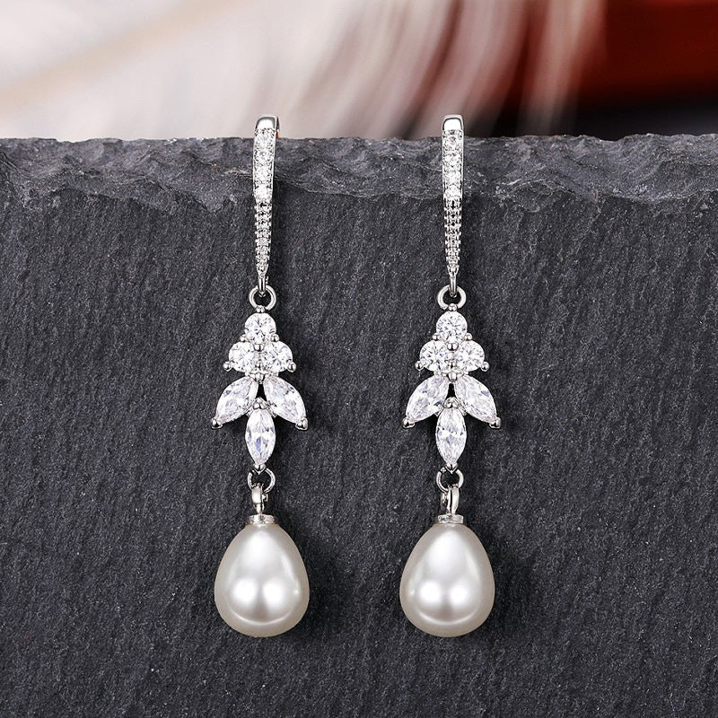 Long Pearl Earrings New Slimming Lady