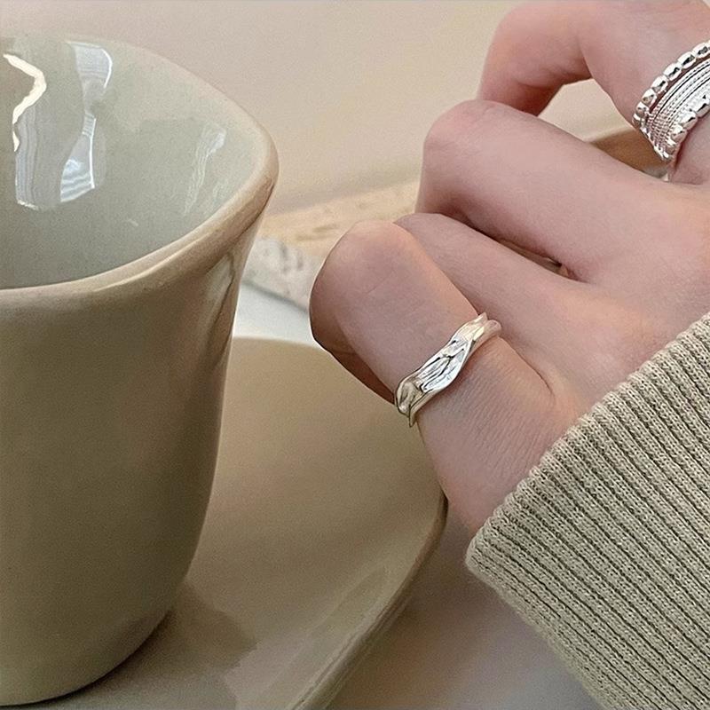 Light Luxury Woven Twisted Multilayer Niche Design Opening Adjustable Exquisite Rings/Jewelry & Accessories
