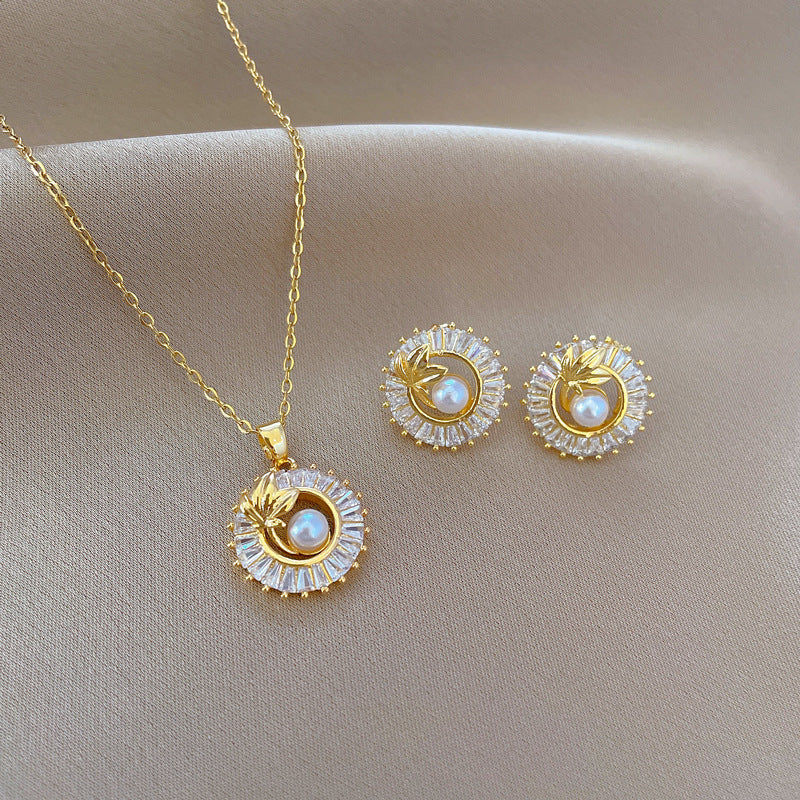 Fashion Jewelry Square Full Diamond Personalized Round Ring Leaves Necklace And Earrings Suite Jewelry / Accessories