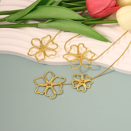 Retro Personalized Fashion Creative Alloy Flower Necklace Jewelry/Accessories
