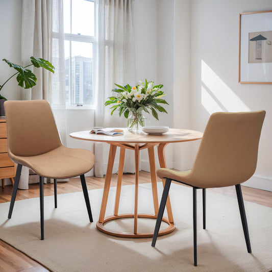 Chaise de salle à manger en cuir avec pieds en métal