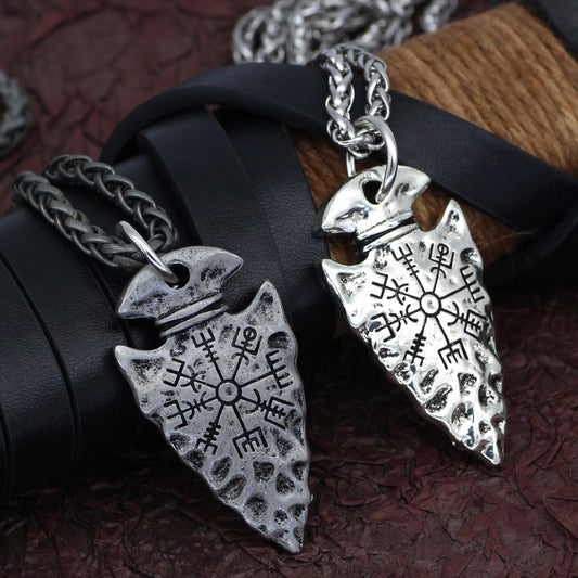 Fashion Simple Alloy Compass Pendant Necklace Jewelry/Accessories